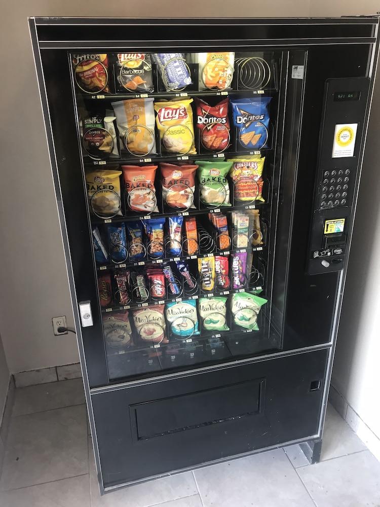 科西卡纳温德姆速8酒店 外观 照片